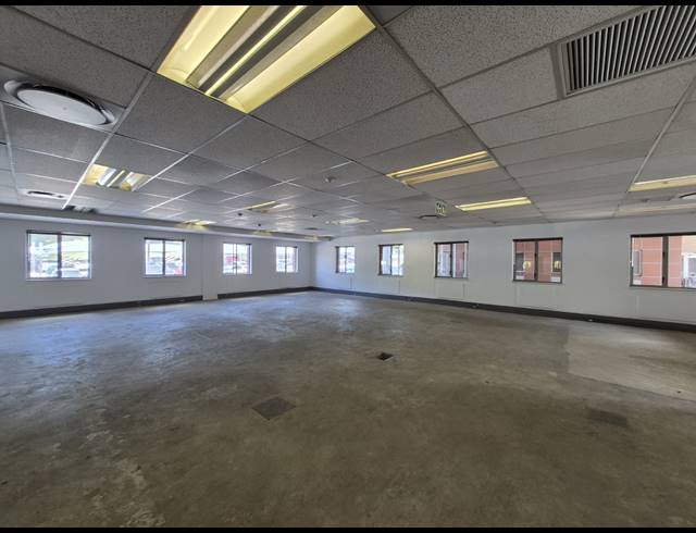 321M² OFFICE TO LET IN ILLOVO